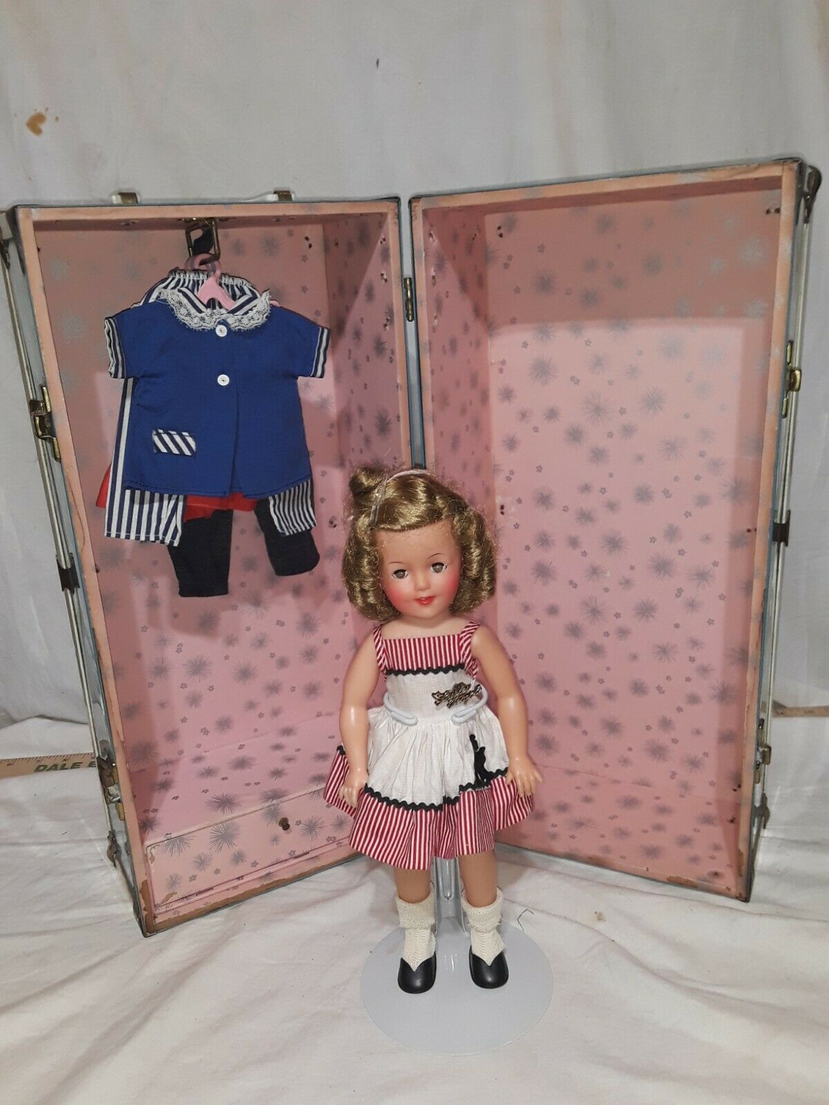 Vintage 1950s 12" Shirley Temple Doll. Exellent Condition W/case,4 Outfits & Pin